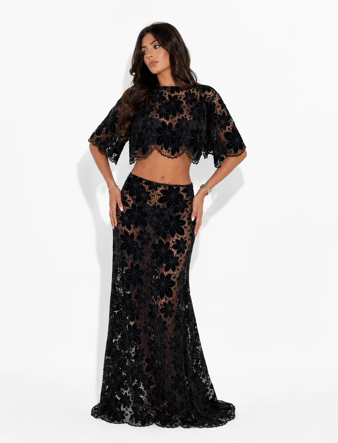AMIRA FLORAL MAXI SKIRT - BLACK