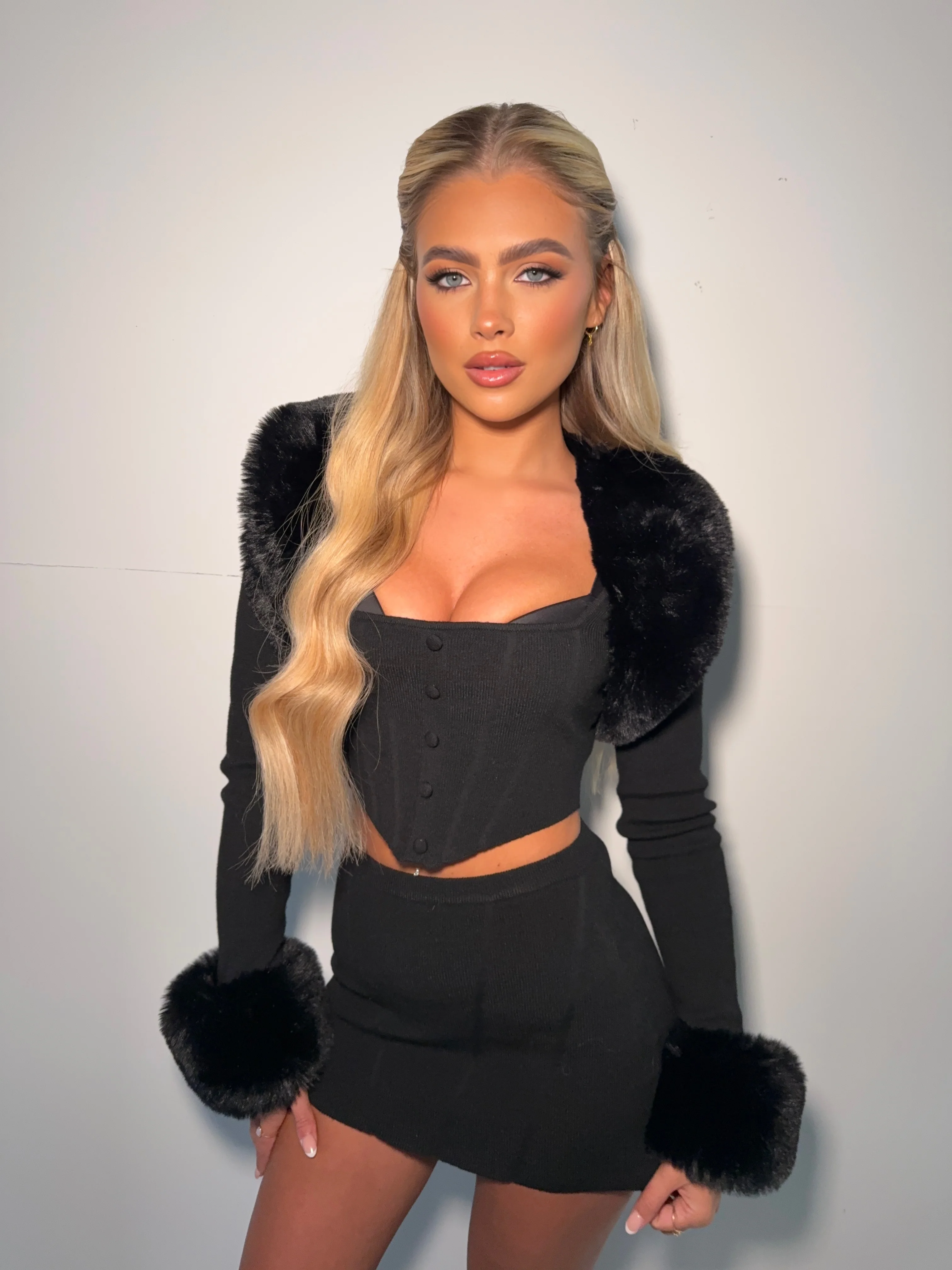 LOVERGIRL SKIRT (BLACK) - Image 4